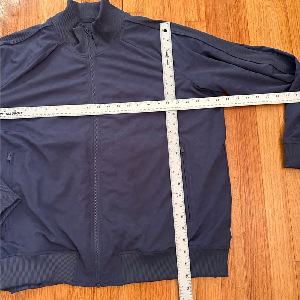 Athleta women's bomber jacket size 1X. - Picture 6 of 11